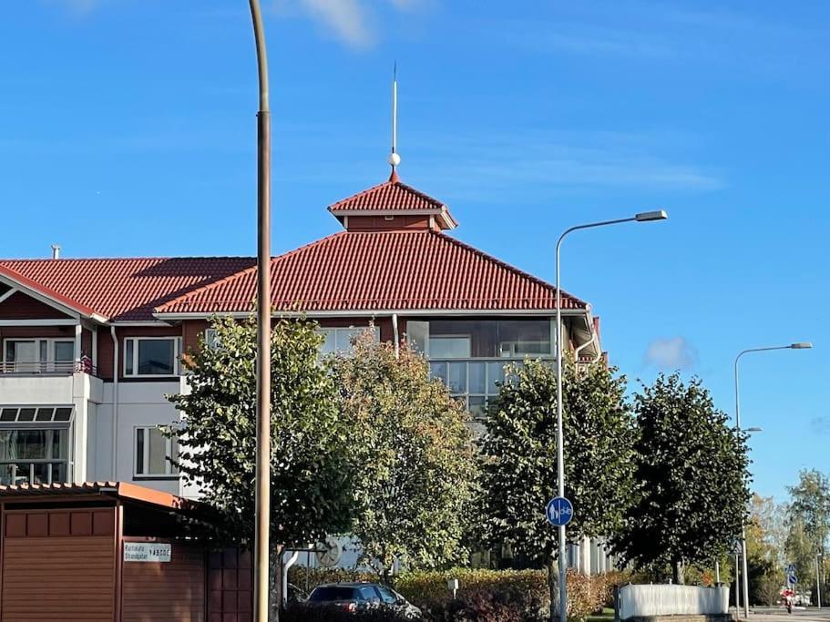 Porvoon Helmi Viehattava Asunto Joen Rannassa Екстериор снимка